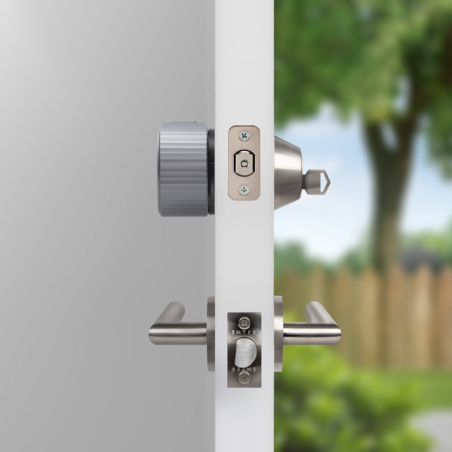 Wi-Fi Smart Lock with Yale Keypad and Satin Nickel Door Lever