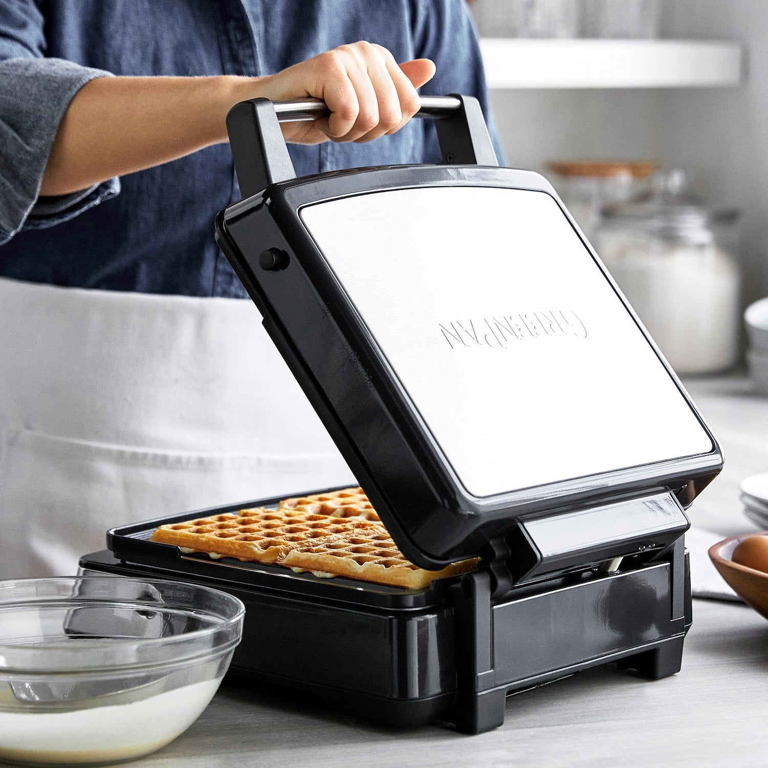 4-Square Waffle Maker