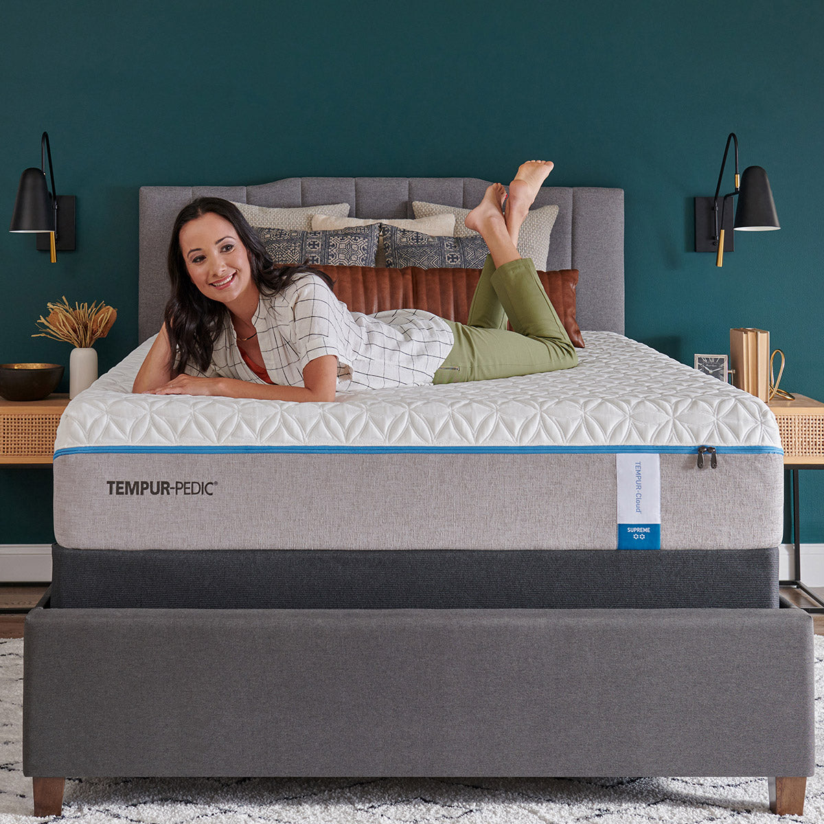 Tempur-Cloud Supreme 11.5" Mattress and Foundation Set