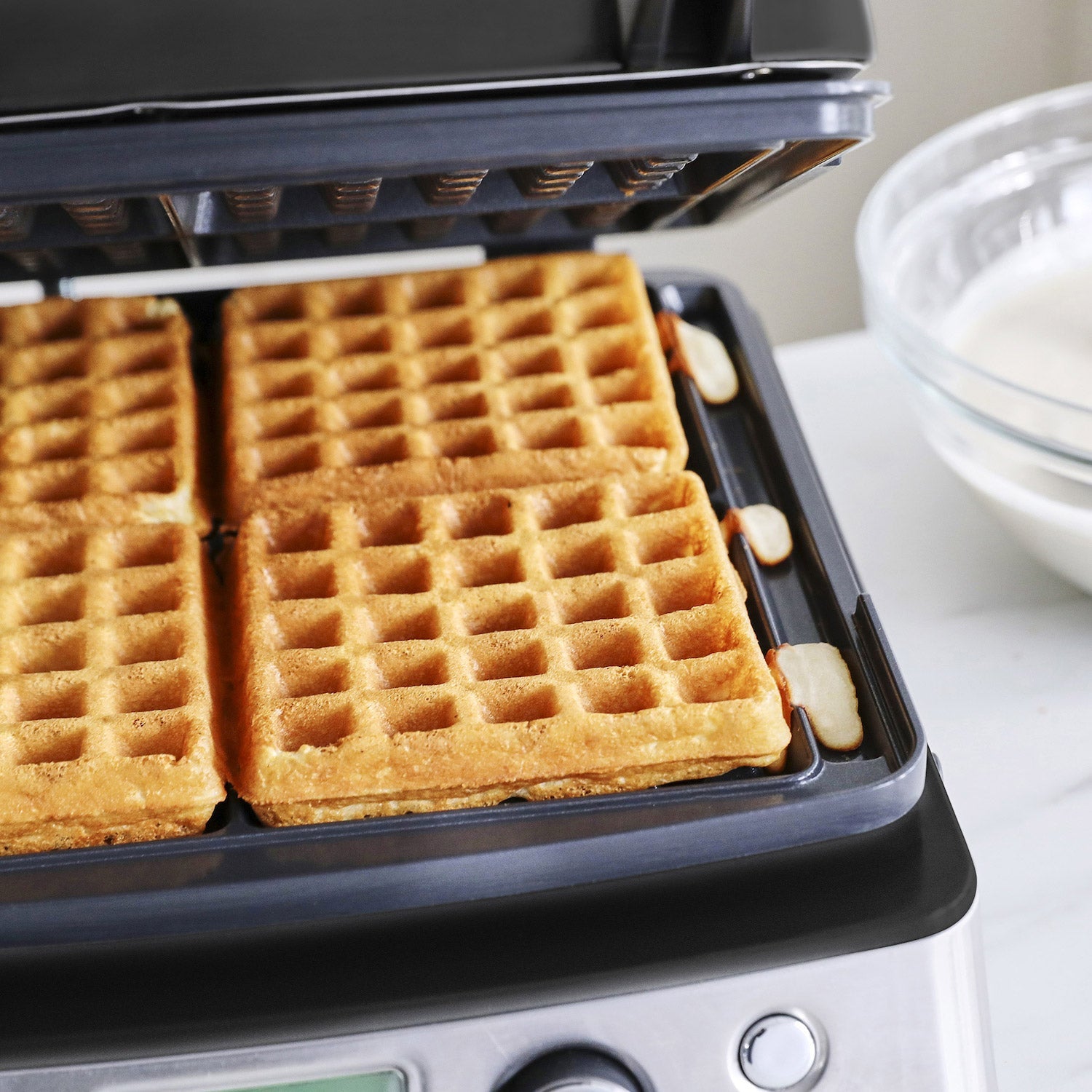 4-Square Waffle Maker