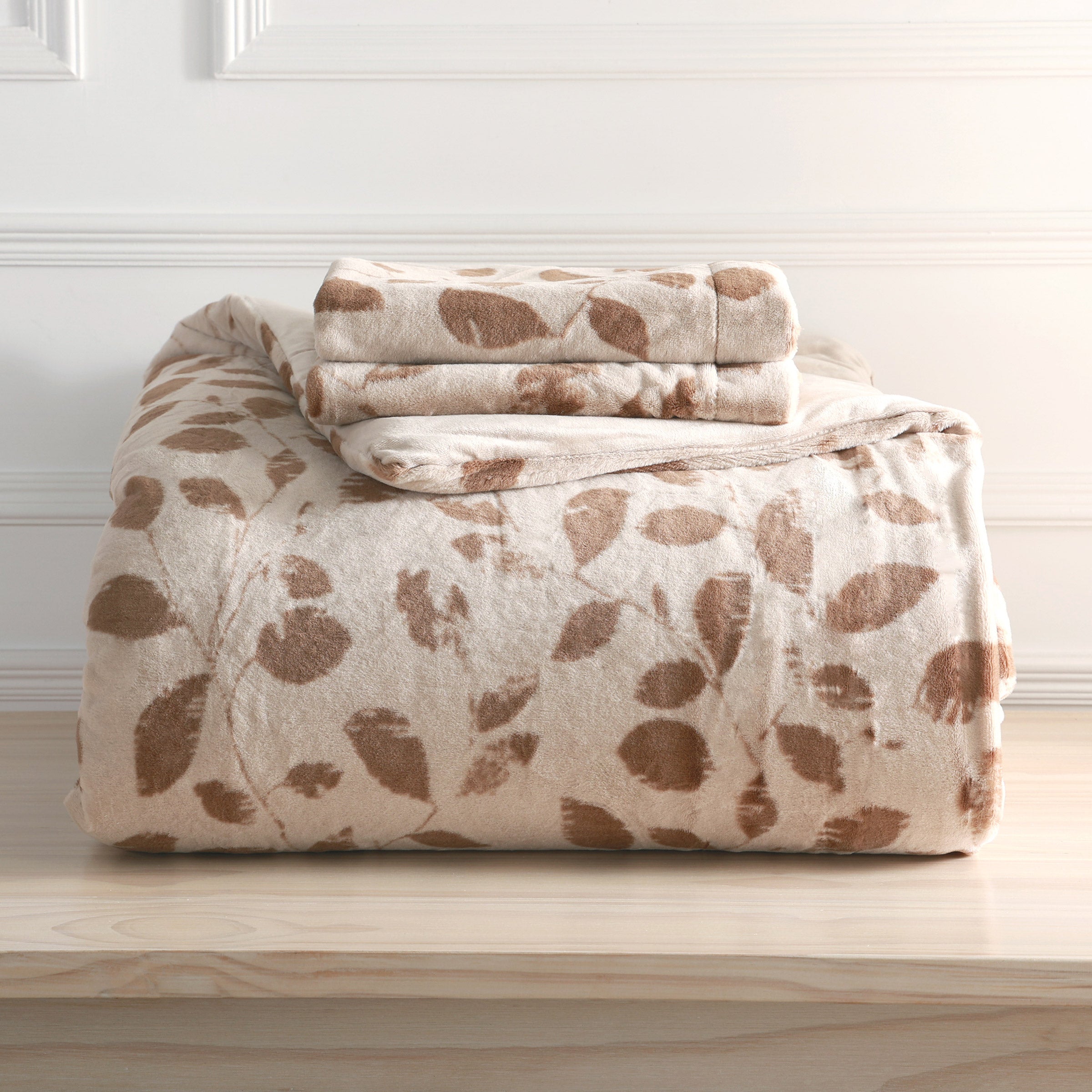 Botanical Lunasoft Comforter Set