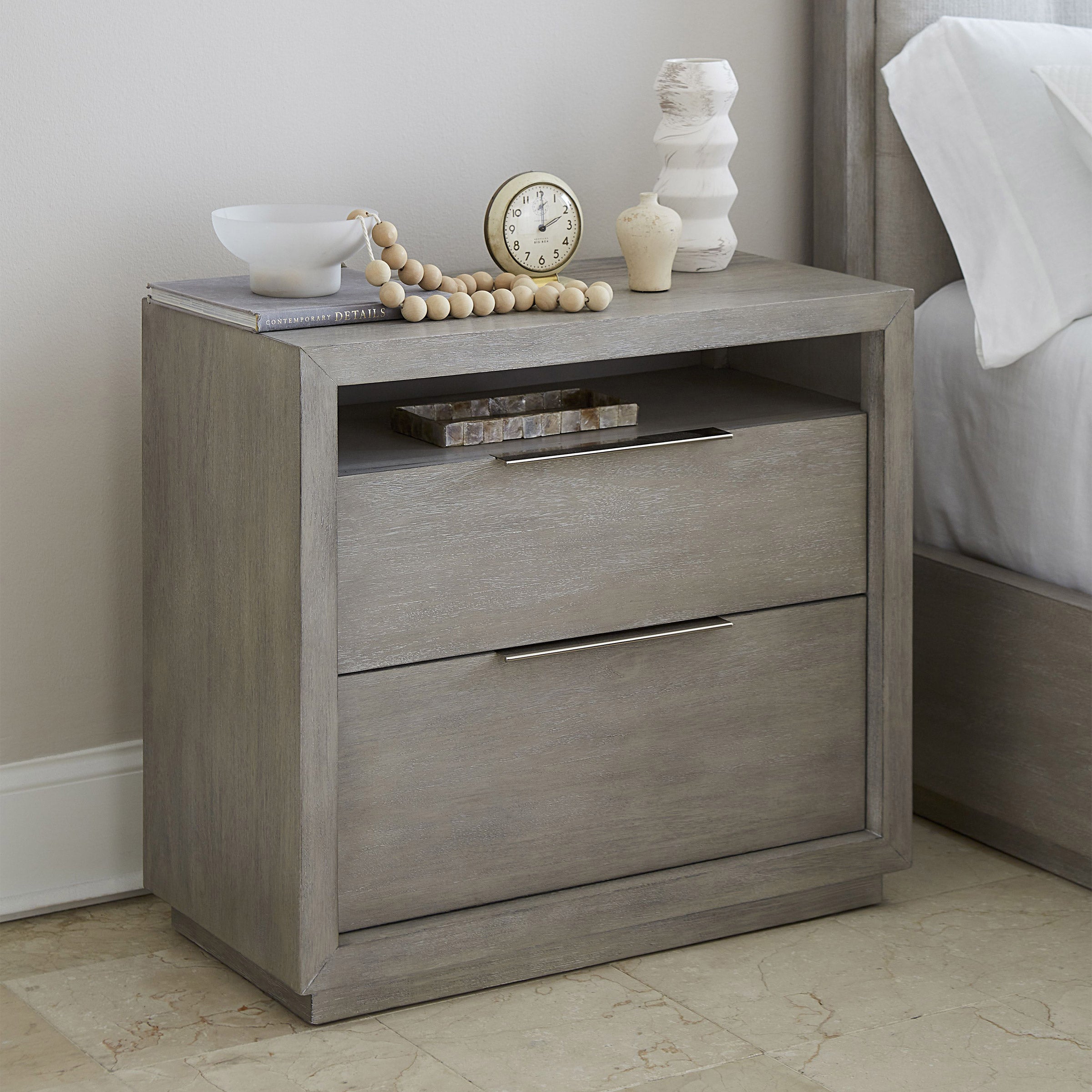 Lovelle King Bedroom Collection in Gray