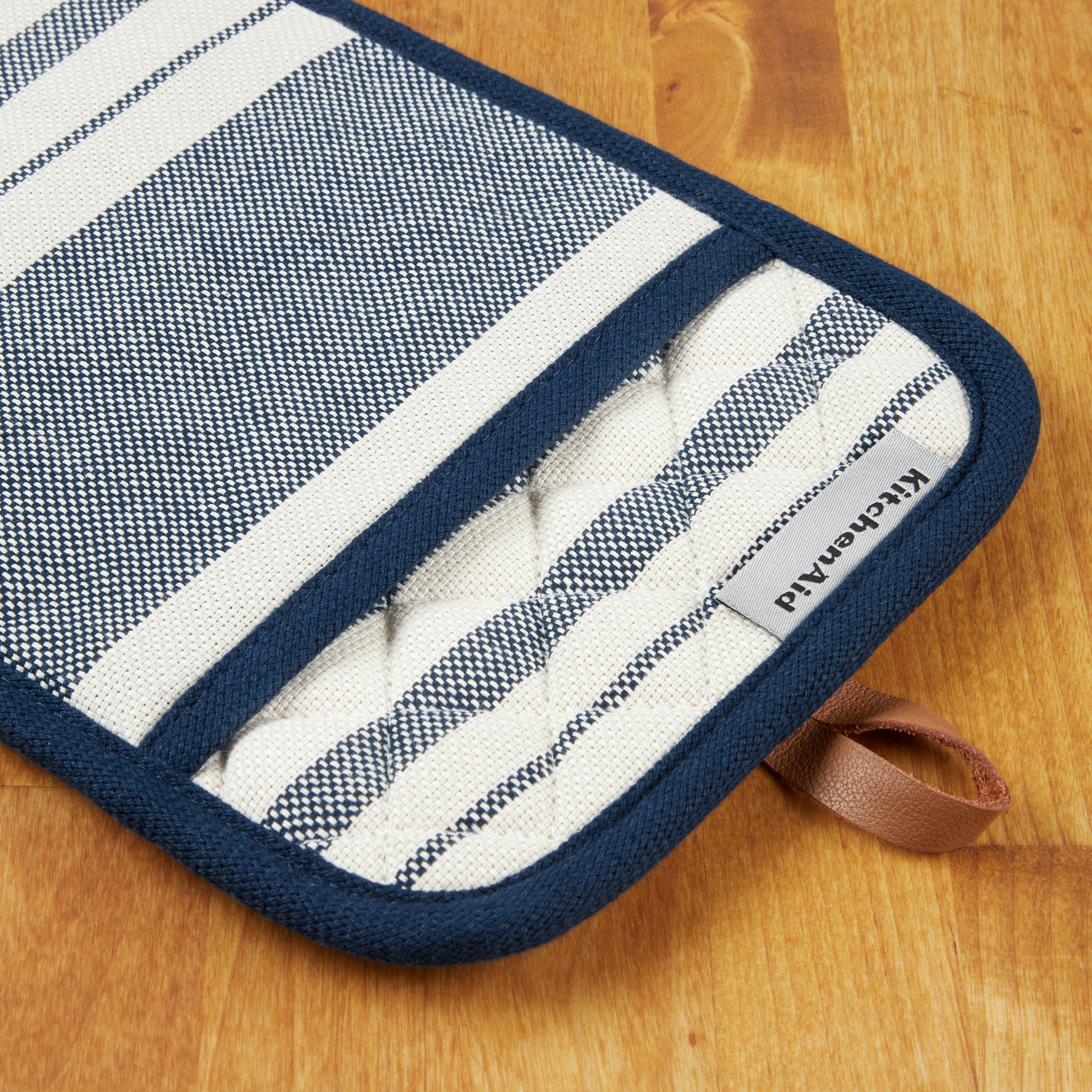 Vintage Stripe Pot Holder and Oven Mitt Set, 4-Pack