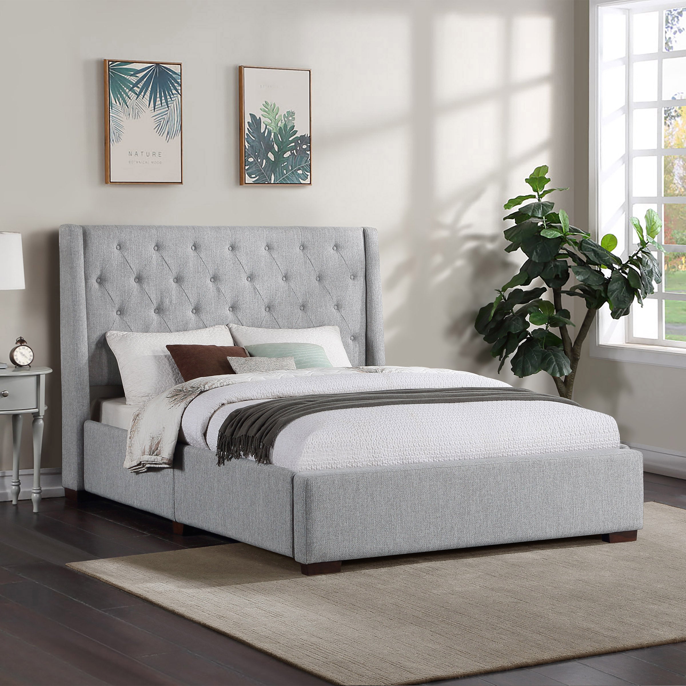 Brynn Upholstered Bed Image