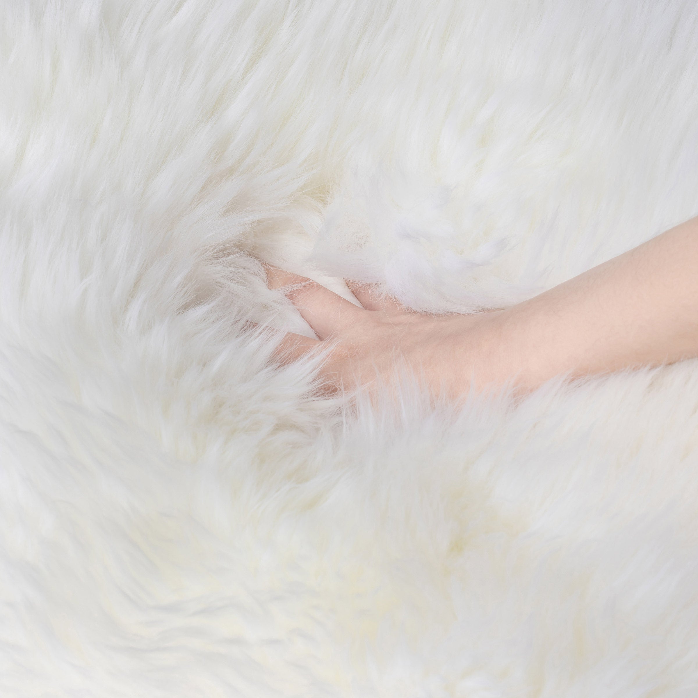 Sheepskin Rug, 43"X71"