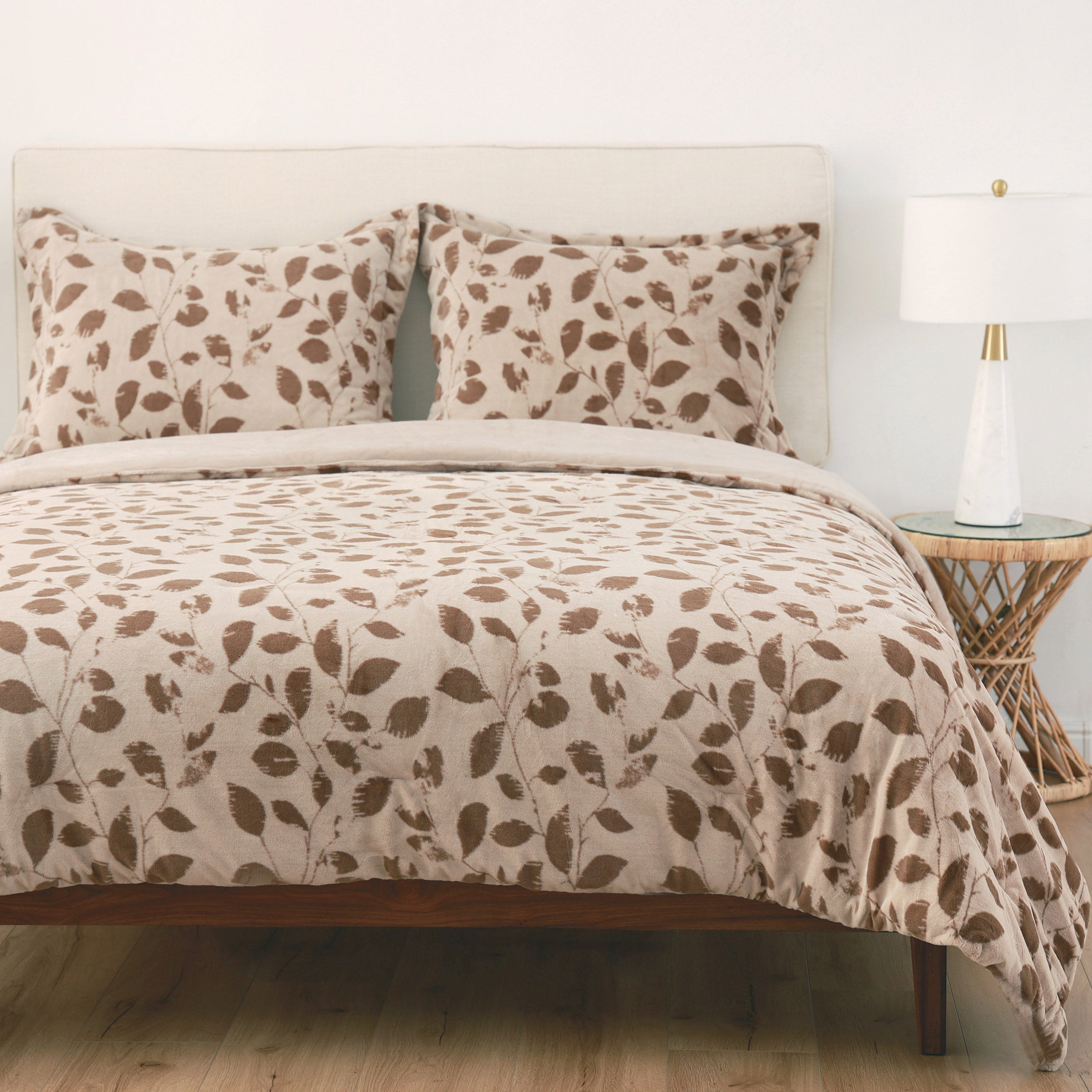 Botanical Lunasoft Comforter Set